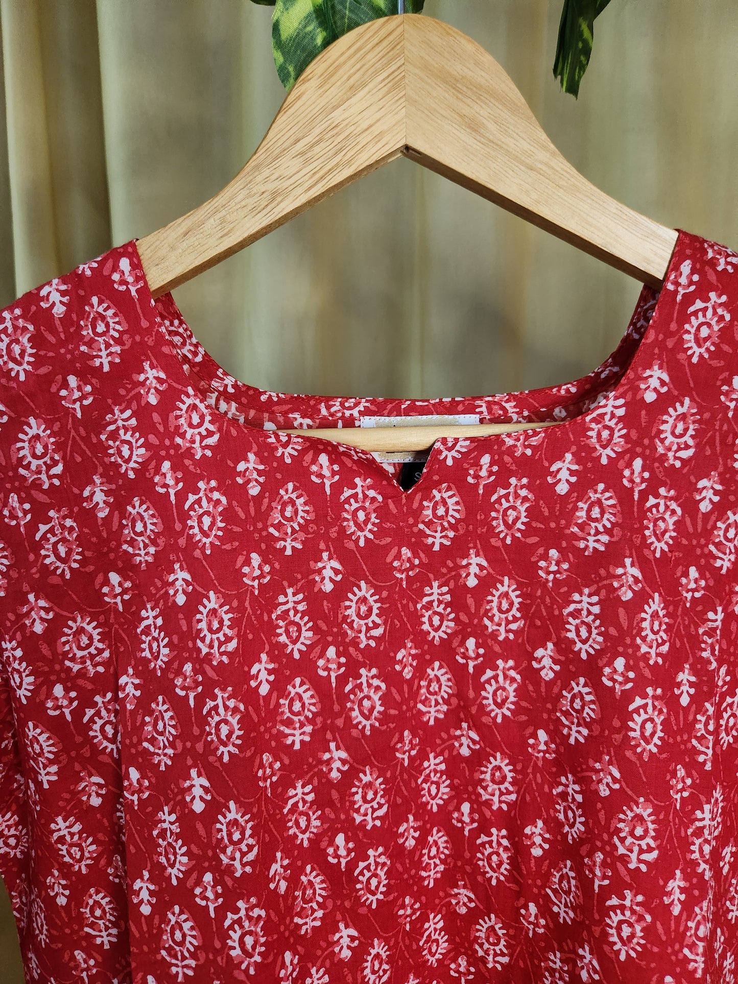 Flame Red Kurta with Tiny Motifs